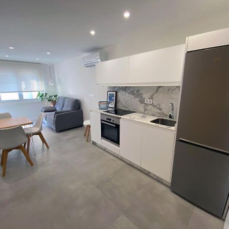 Apartamentos Angelito Playa America A Nigran Bagian luar foto