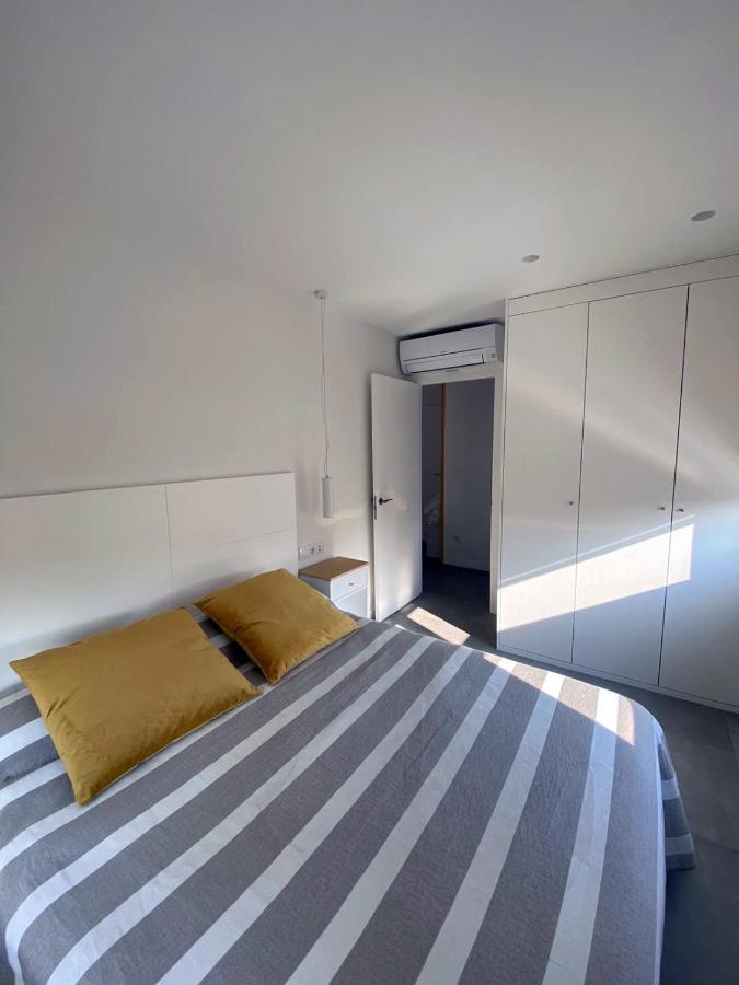 Apartamentos Angelito Playa America A Nigran Bagian luar foto