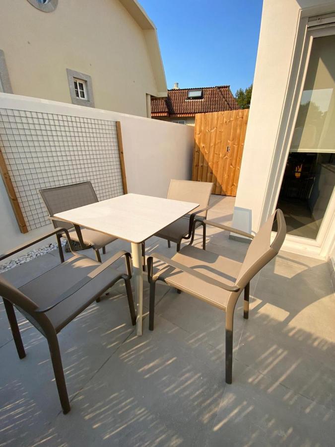 Apartamentos Angelito Playa America A Nigran Bagian luar foto
